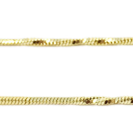 Interspersed Twisted Box Chain