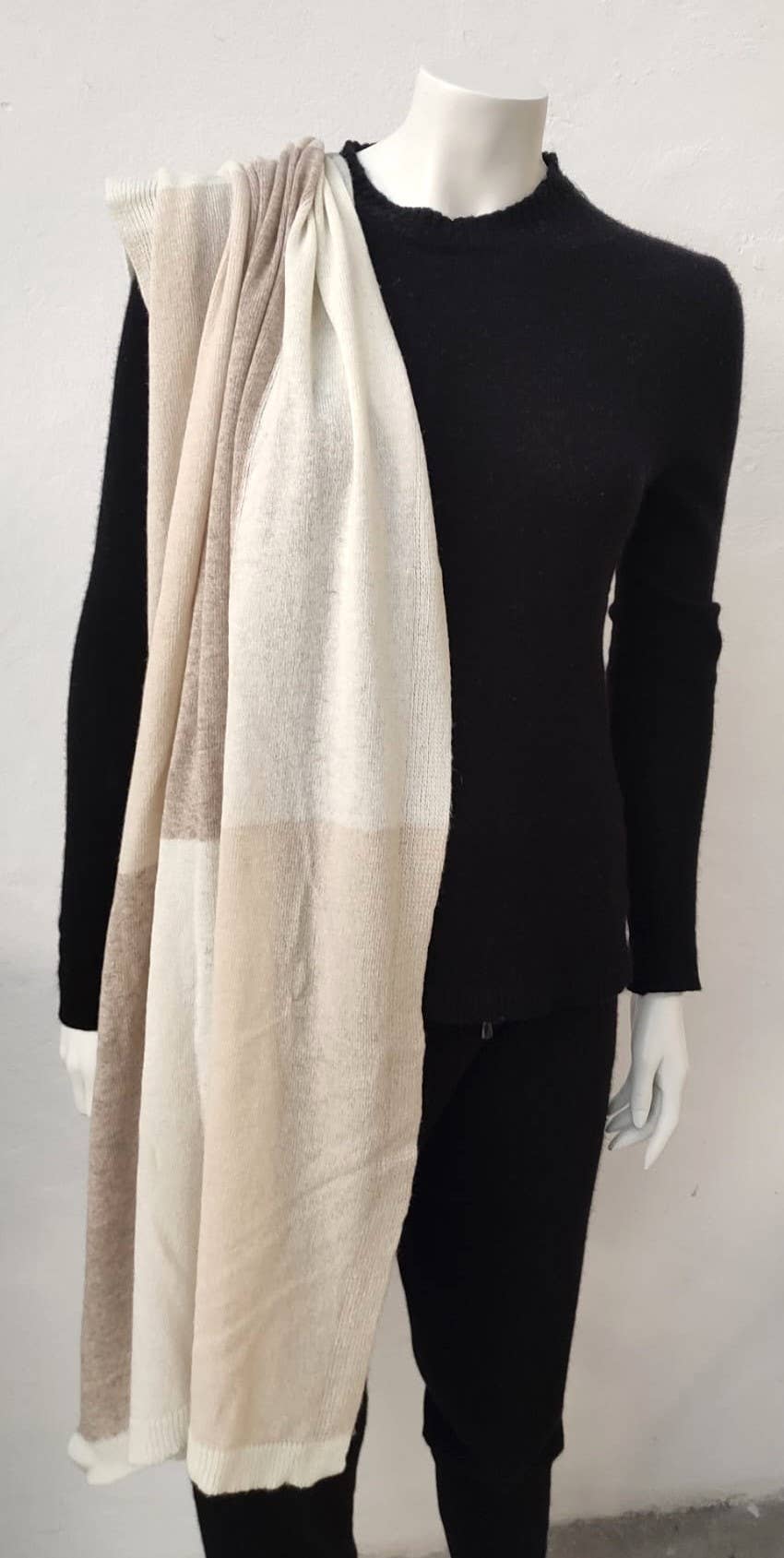 Oversized Knitted Checkered Cashmere Scarf