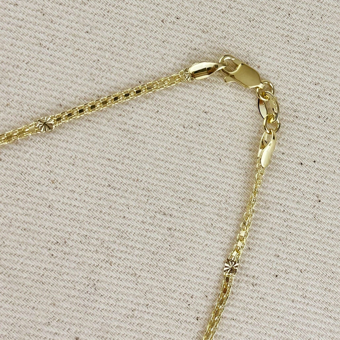 Mesh Chain with Diamond Cut Pressed Detail Bracelet