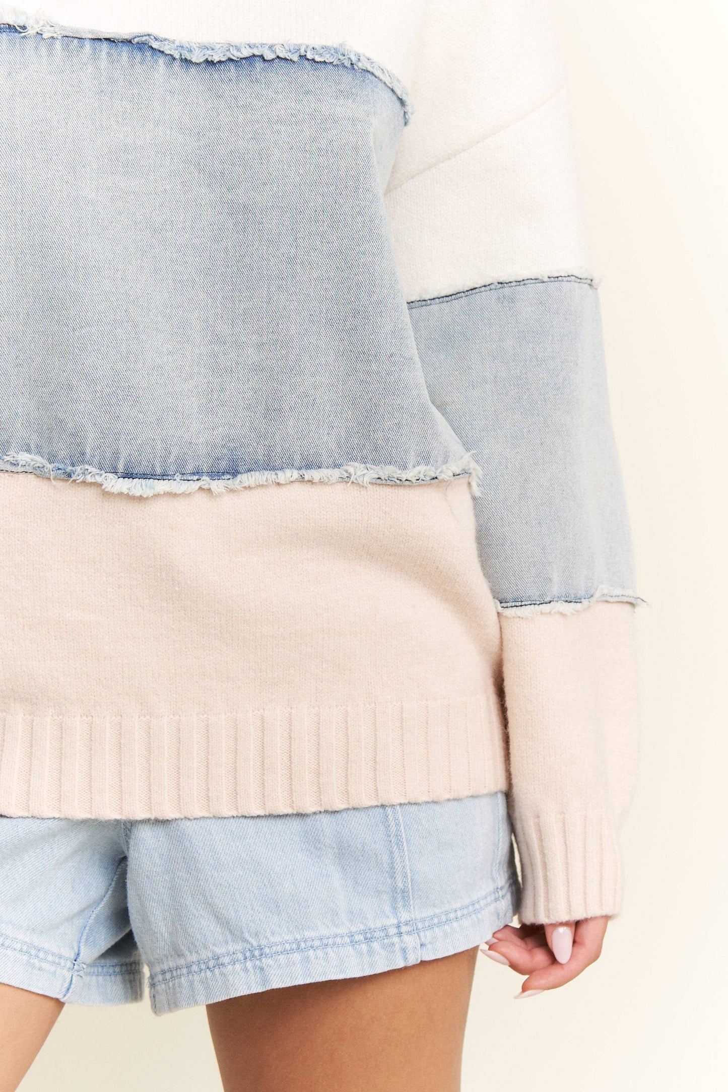 HORIZONTAL STRIPE SWEATER